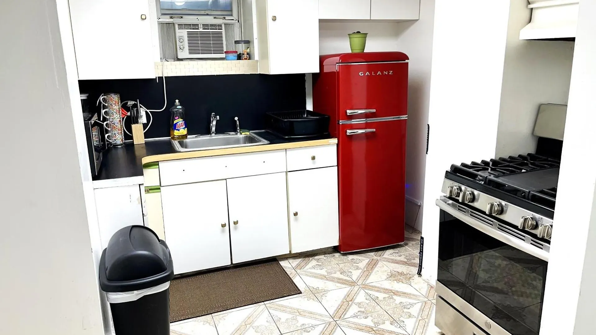 Manhattan Next, Private 2 Bedroom Apt With Backyard In Lic! Nowy Jork Apartament